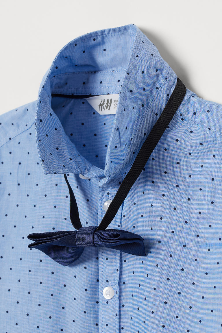 Shirt with a tie/bow tie