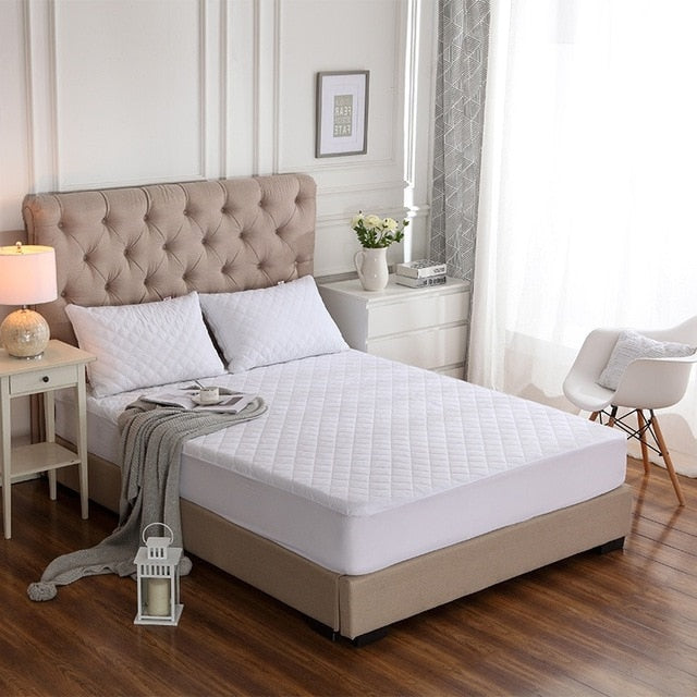 Bed Cover Brushed Fabric Quilted Mattress Protector Waterproof Mattress Topper for Bed